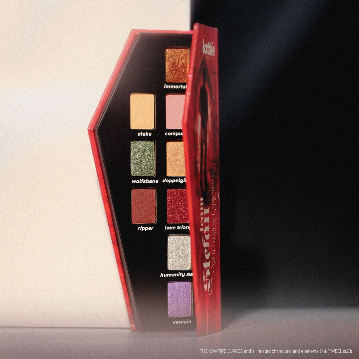 the vampire diaries x eyeshadow palette - team stefan