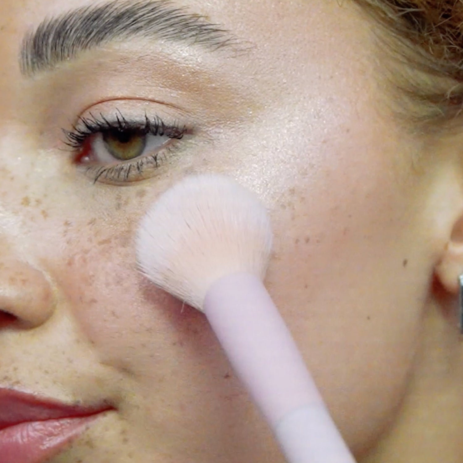 tapered highlighter brush