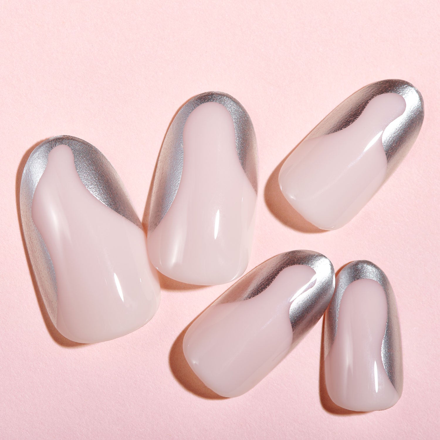 lottie x KimKim stay press'd- groovy chrome